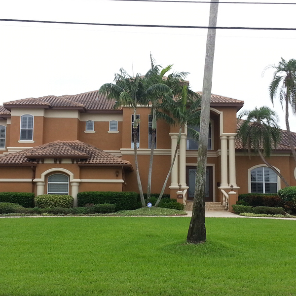 Crystal Palms Beach Resort