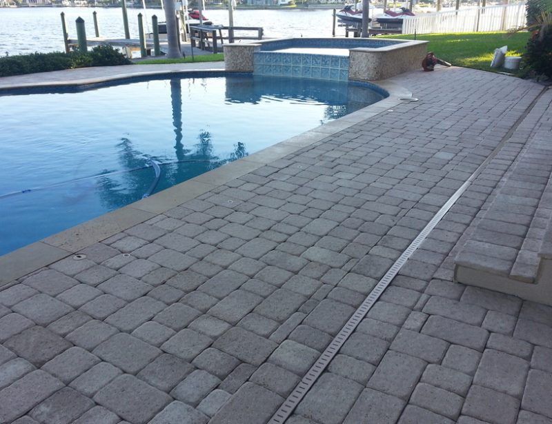 Paver sealing detail work