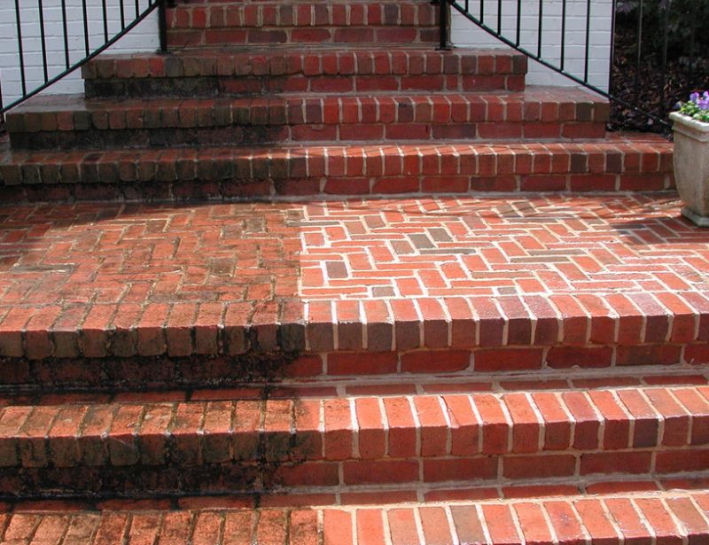 Pressure washing service in action